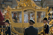 Dissent erupts: arrests and whistles as Dutch monarchy support declines to 50%