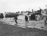 Emotional homecoming: British D-Day veterans honored on 79th anniversary of Normandy invasion
